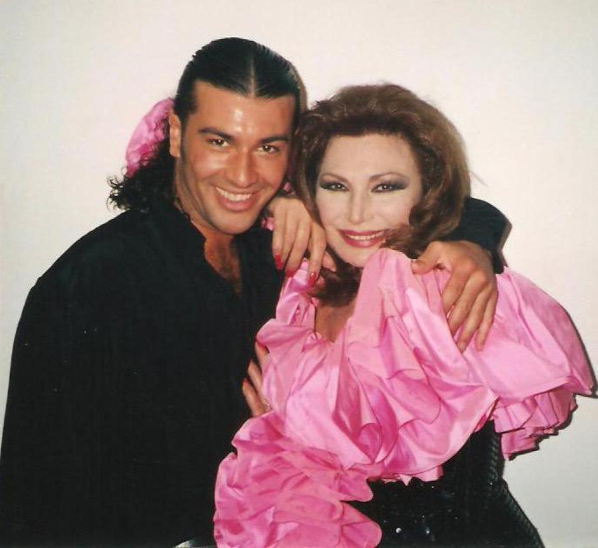 Antonio Perea, en una gala con Rocío Jurado.