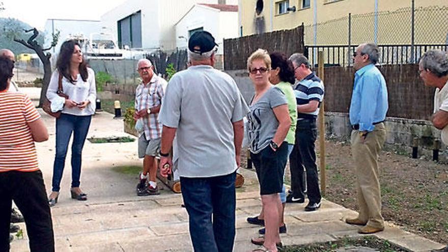 Un instante de la visita al solar de Son Bugadelles.