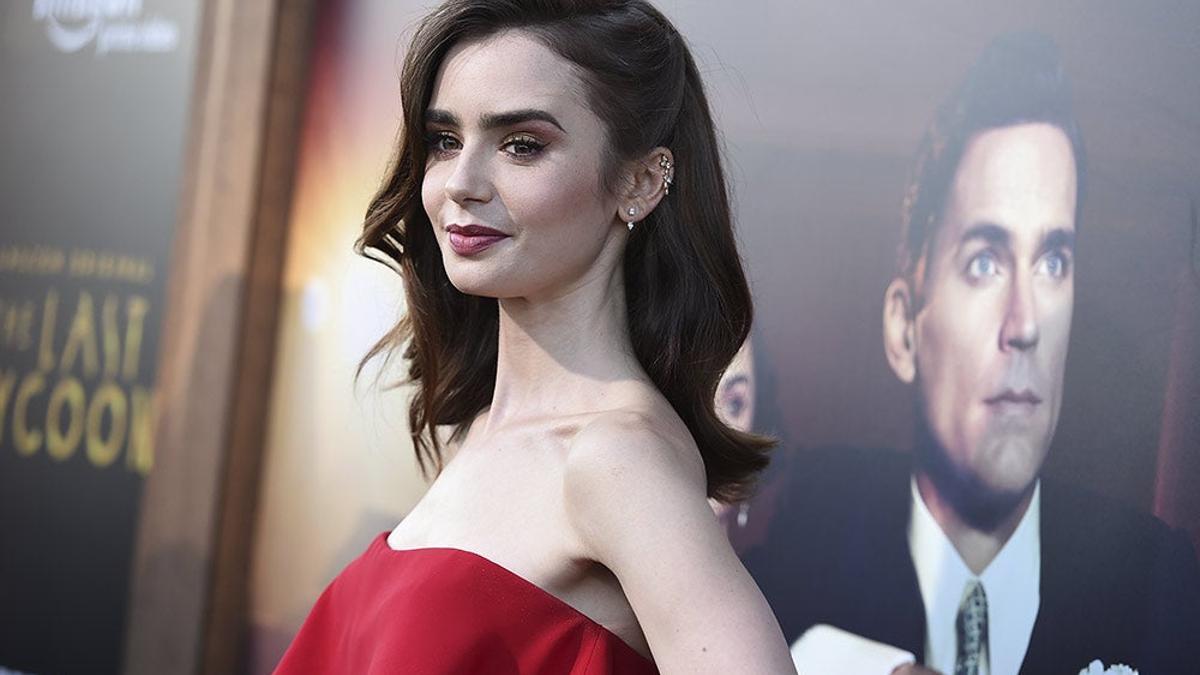 Lily Collins en un estreno en Los Ángeles