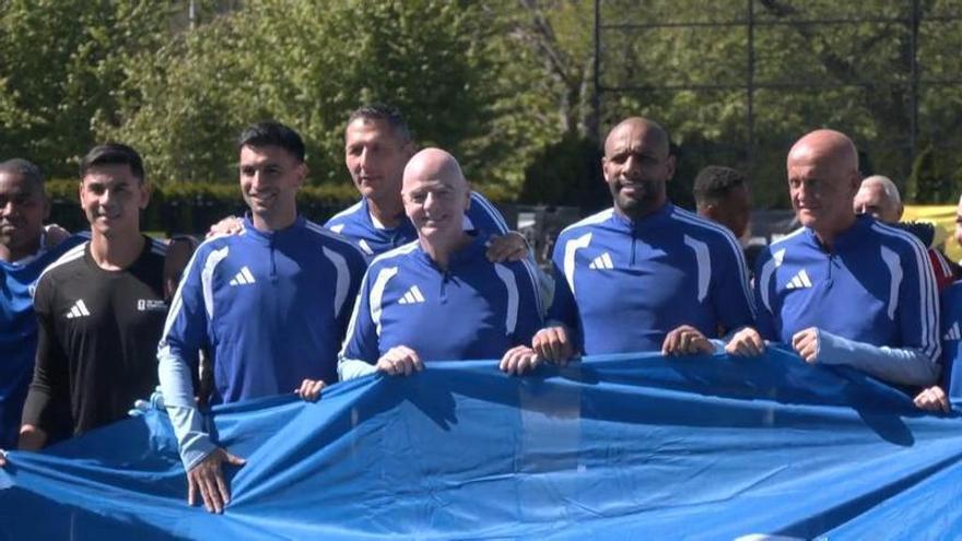 Infantino participa en torneo de fútbol previo al 76º Congreso FIFA en Vancouver