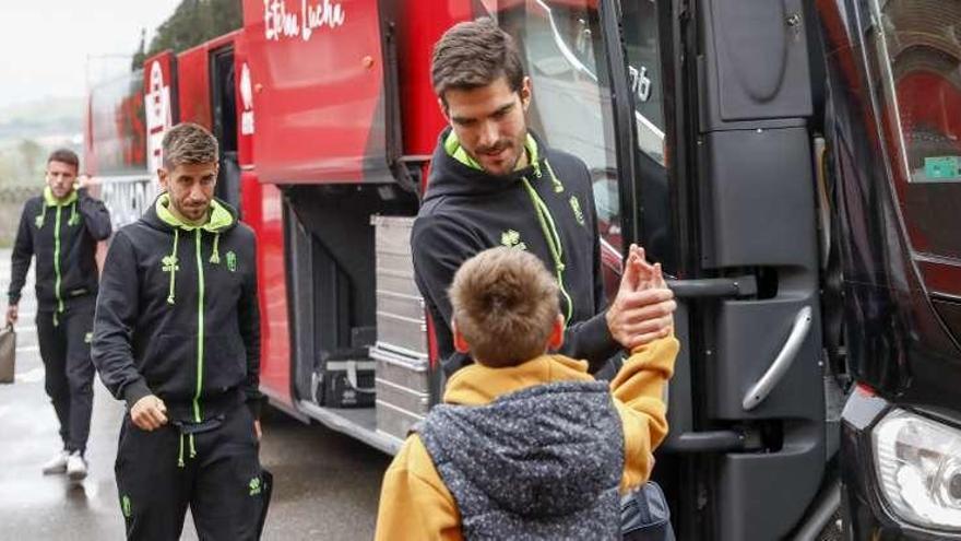 El Granada completa su preparación en Mareo sin Fran Rico ni Álex Martínez