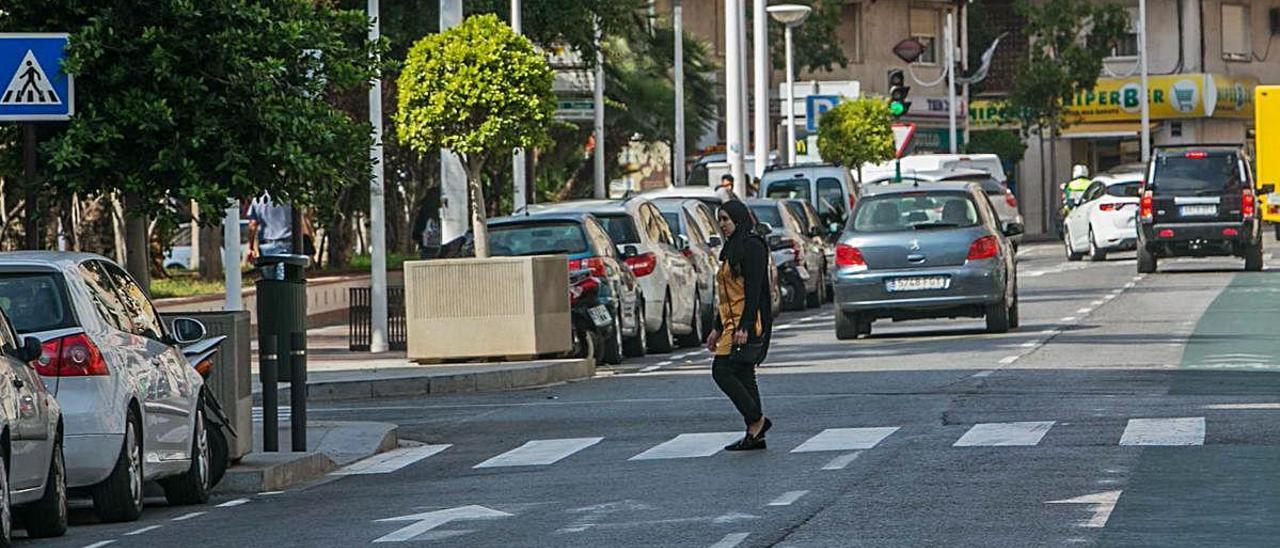 La calle Diagonal, donde uno de los carriles para coches pasará ser exclusivo para bicis.