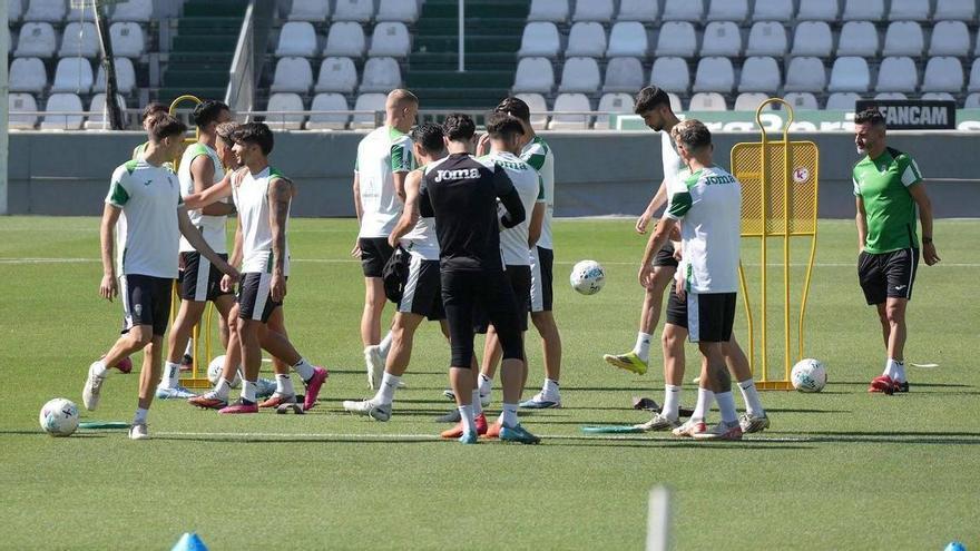 Éibar-Córdoba CF, en directo | Los blanquiverdes, a por su última salida de la temporada