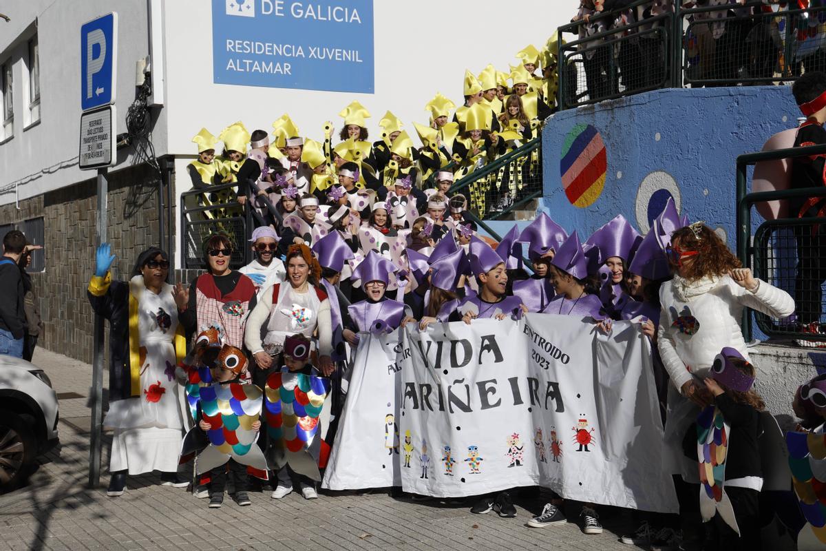 Estudiantes del CEIP Altamar disfrazados de animales marinos.