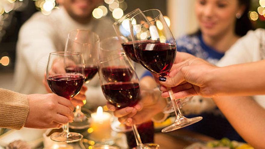 Estos son los 3 mejores vinos de Alicante para acompañar estas navidades