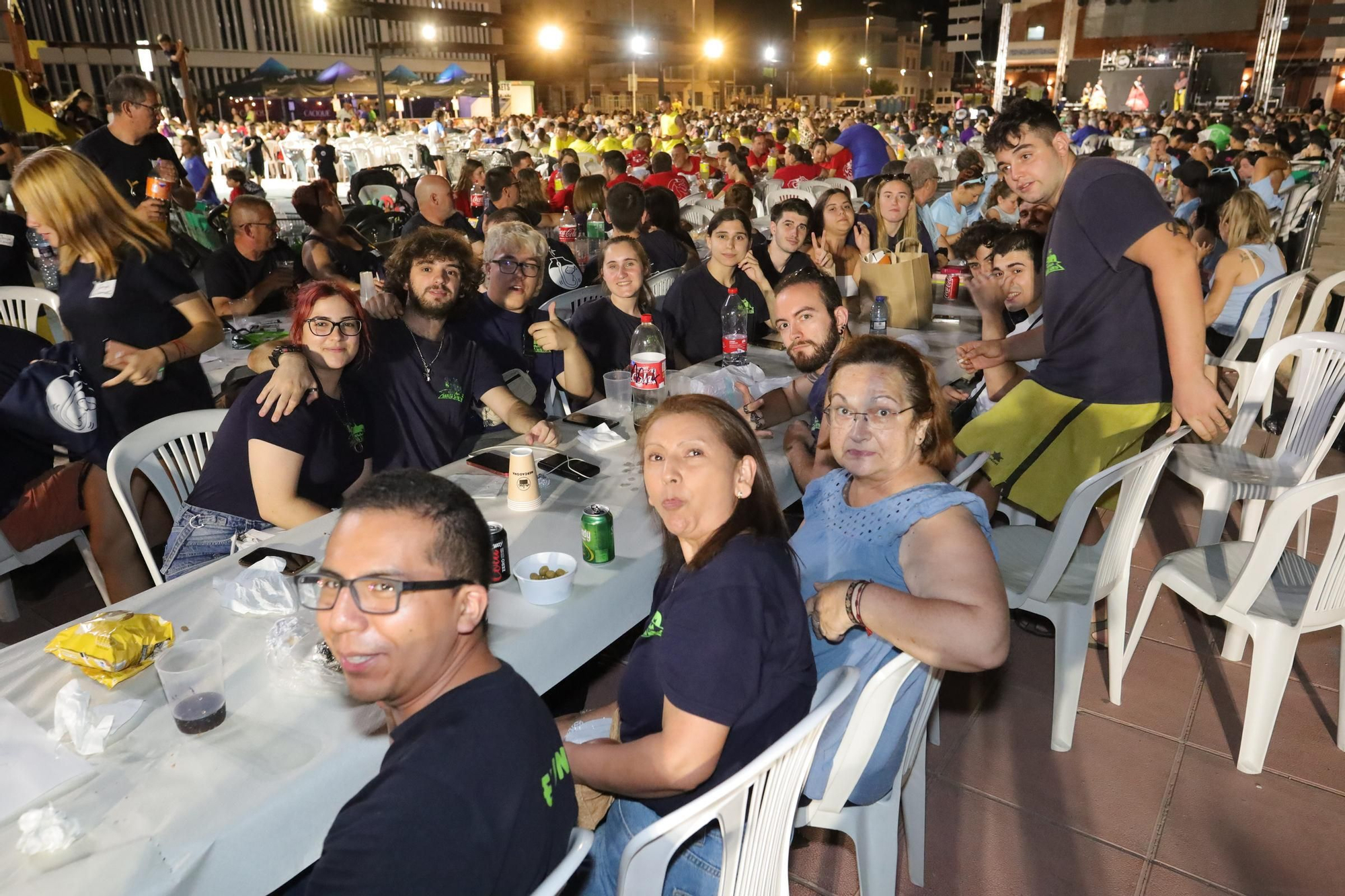Sopar de pa i porta en las fiestas de Sant Pere del Grau de Castelló