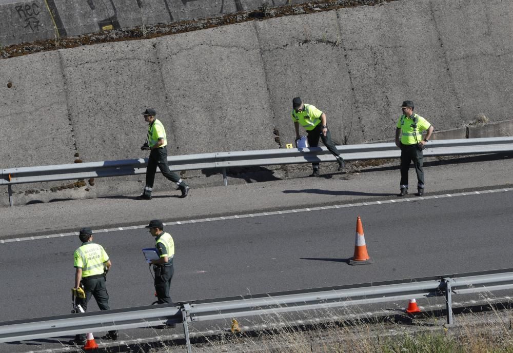 Tráfico corta hoy un carril de acceso a Vigo en la AP-9 para reconstruir el accidente mortal de tres menores en Teis