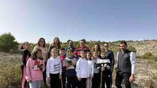 El Colegio Virgen de la Candelaria de Barranda participa en una campaña de reforestación