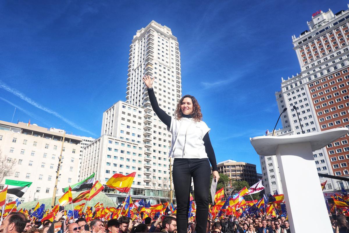 La presidenta de la Comunidad de Madrid, Isabel Díaz Ayuso, durante una manifestación convocada por el PP