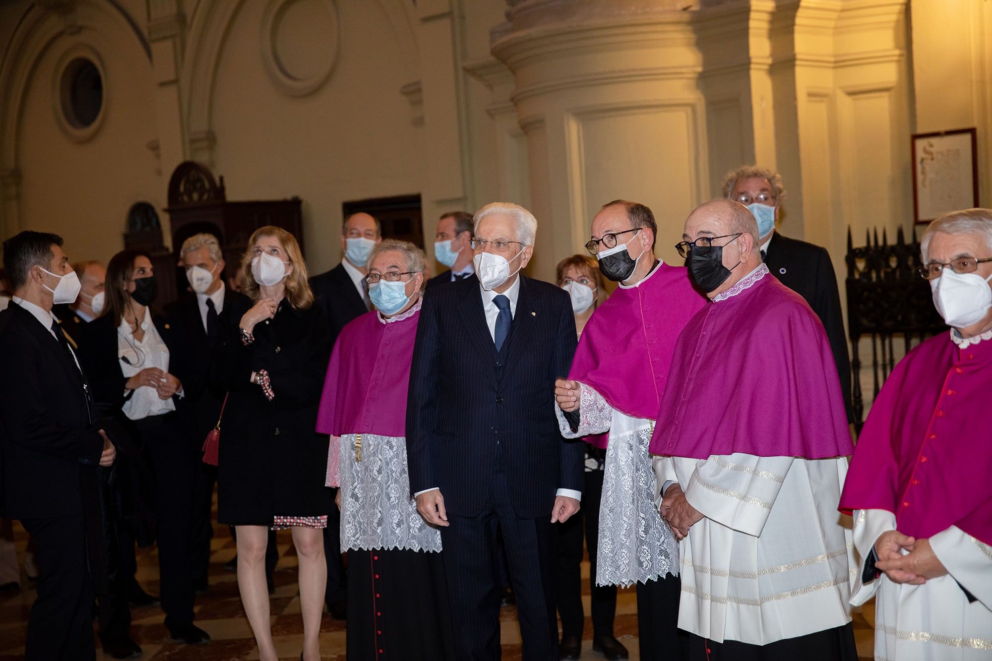 El presidente de Italia, Sergio Mattarella, aprovecha su estancia en Málaga y visita 'El Verbo Encarnado'