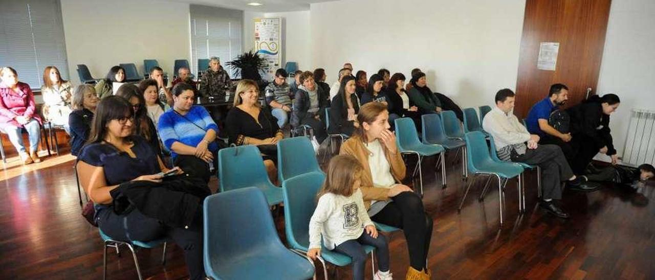 Participantes de los cursos y talleres del Emprendemar, ayer en la jornada de clausura. // Iñaki Abella