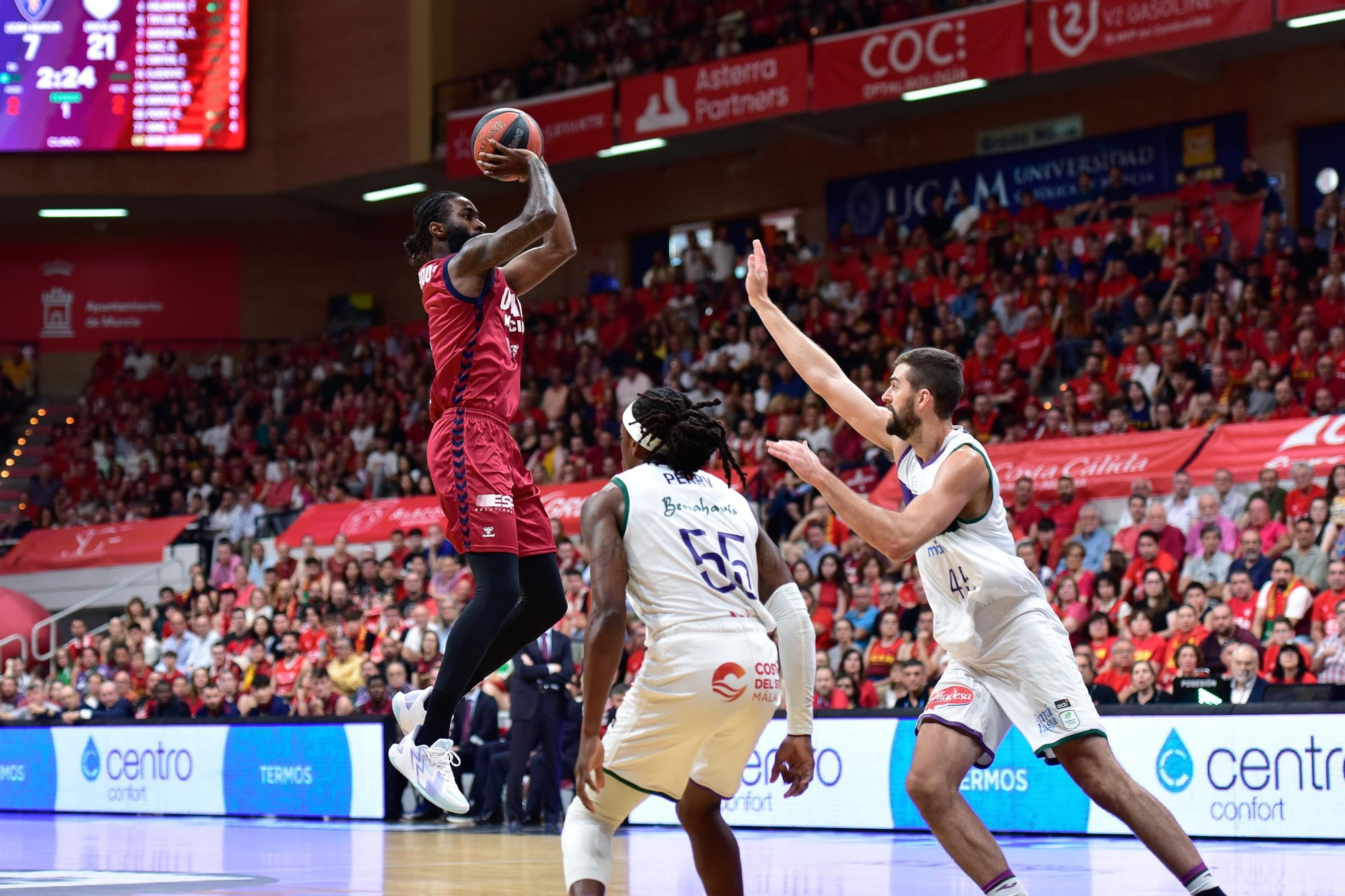 Fotos del tercer partido de semifinales de la Liga Endesa: UCAM Murcia - Unicaja