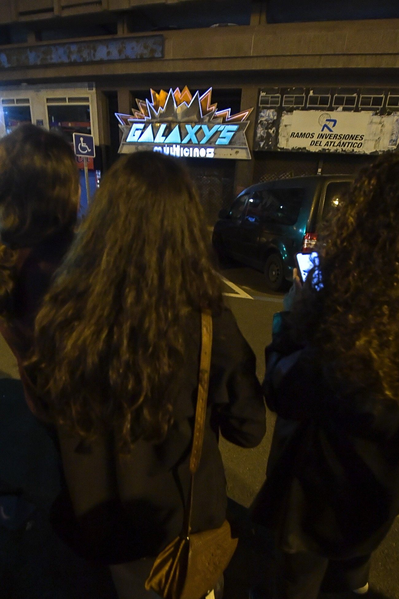 El Cine Galaxy 'vuelve a la vida' gracias a un 'video mapping' sobre la fachada