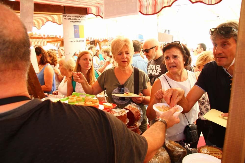 Fotogalería /  Fiesta del Queso de Zuheros.