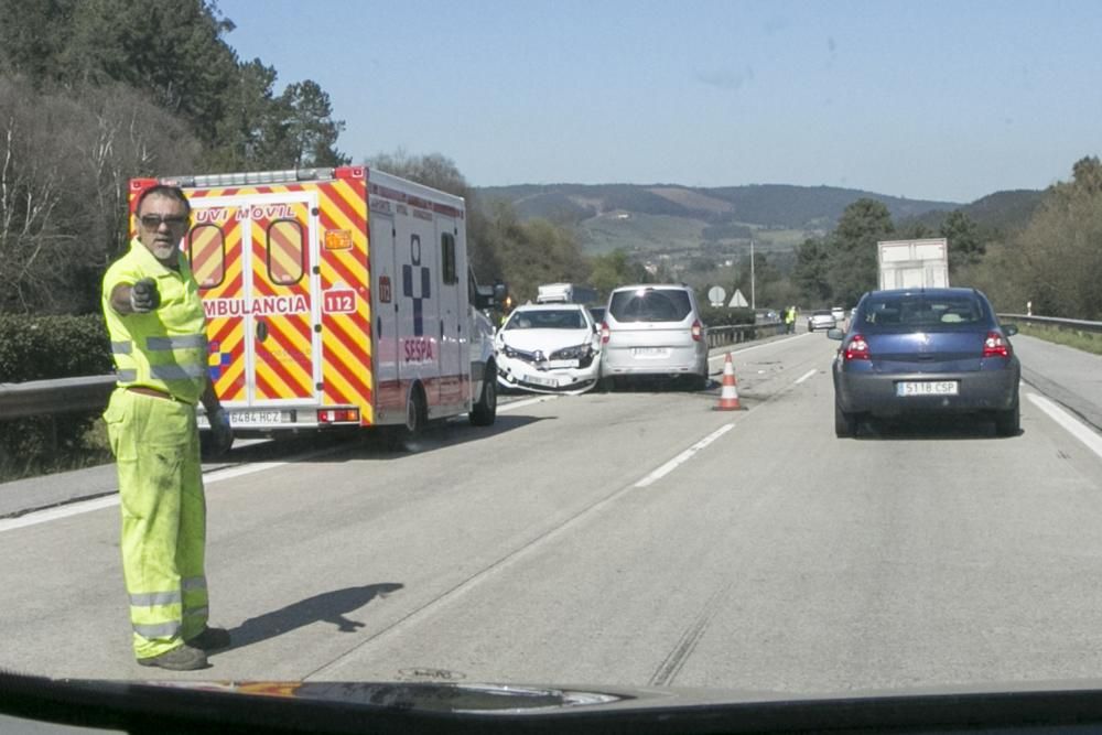 Accidente de tráfico en la "Y" con siete vehículos implicados