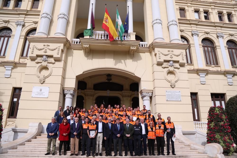 Reconomiento a los voluntarios de Protección Civil.