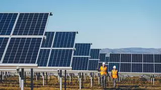 La energía solar se convierte en la primera fuente de generación eléctrica de España por primera vez