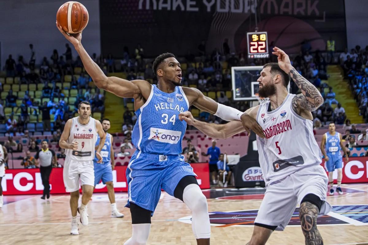 El pívot de Milwaukee Bucks jugó a placer ante Georgia