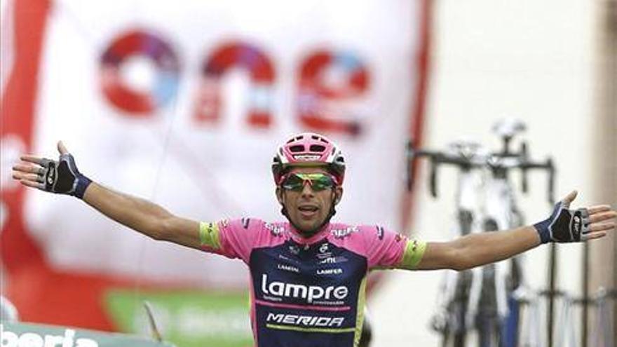 El portugués Nelson Oliveira gana en Tarazona, Aru sigue líder