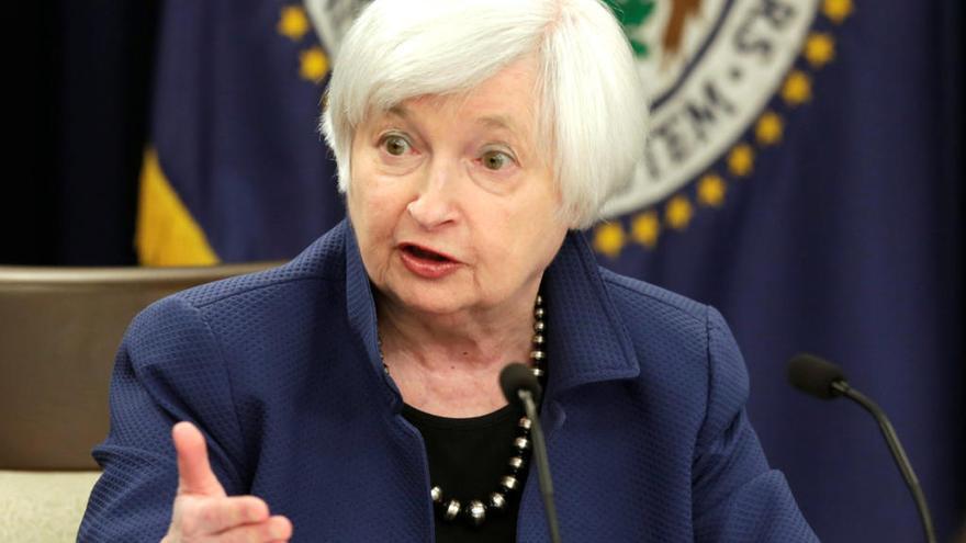 Yellen tensa la cuerda