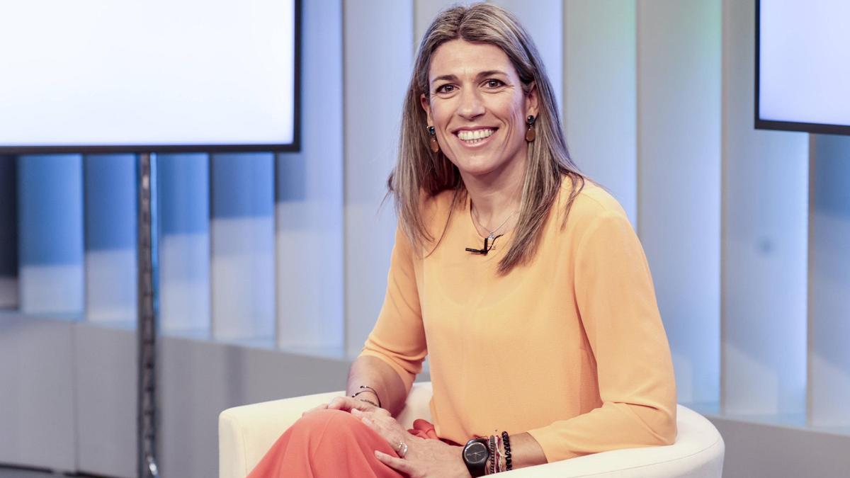 Eva Prieto, en el plató de Levante TV instantes antes de comenzar la entrevista.