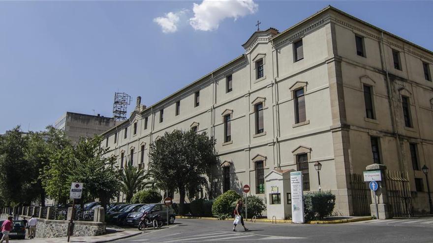 Inician el proceso de contratación de la vigilancia del hospital provincial de Cáceres