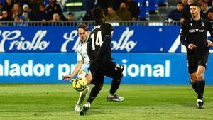 Vídeo | Dani Gómez gira todas las tornas en un curso muy difícil