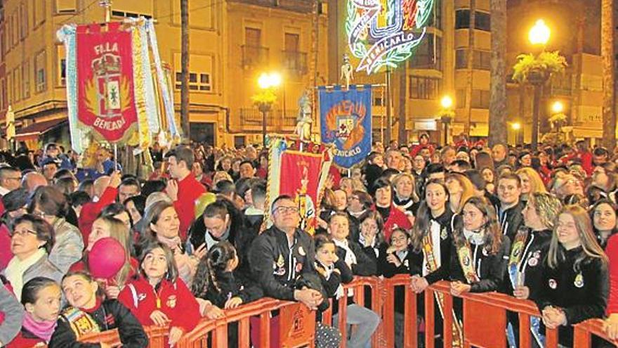 Nagore y María dan el disparo de salida al 45º aniversario fallero de Benicarló