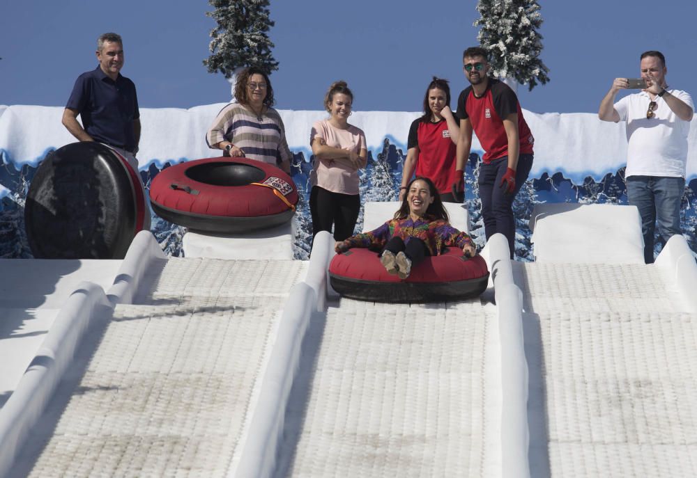 Inauguración del tobogán gigante en Santa Cruz de