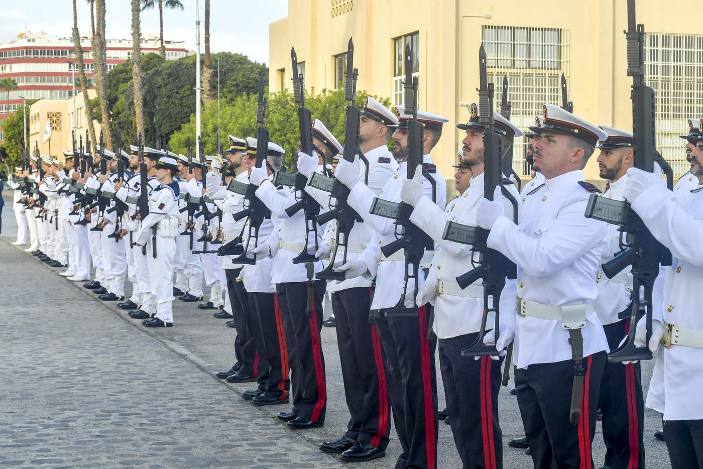 Toma de posesión de Santiago de Colsa, nuevo comandante almirante del Mando Naval de Canarias