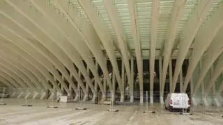 El Calatrava en obras: la conocida empresa que reforma la planta intermedia del centro comercial para el aterrizaje de la Alfonso X el Sabio