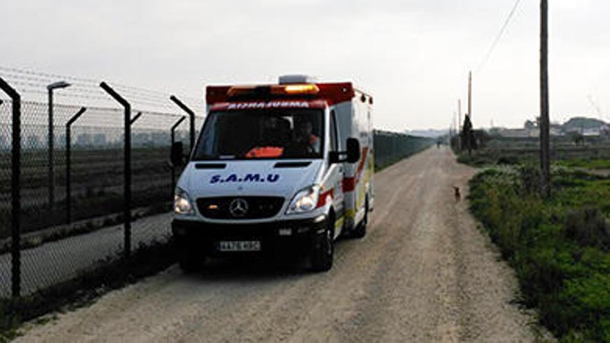 Un hombre dispara a su exmujer en una pierna en una casa rural de El Altet