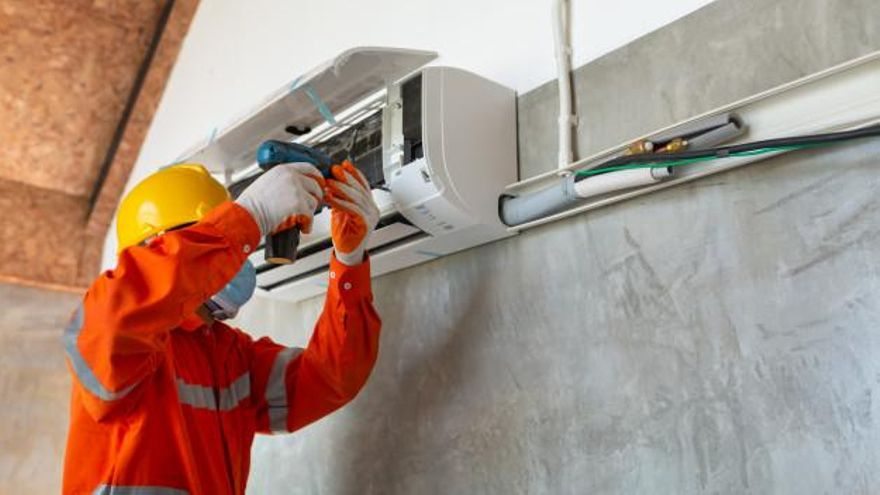 Este curso da Este curso da formación en operaciones de montaje, mantenimiento y reparación de instalaciones de climatización, ventilación-extracción y filtrado de aire.ración de instalaciones de climatización, ventilación-extracción y filtrado de aire.