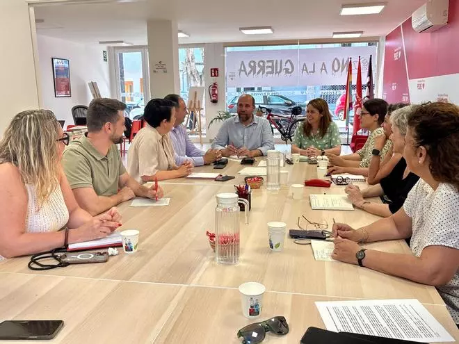 Vicent Roselló, líder de la FSE-PSOE: "Las políticas de vivienda del PP solo han beneficiado a millonarios y al alcalde de Ibiza"