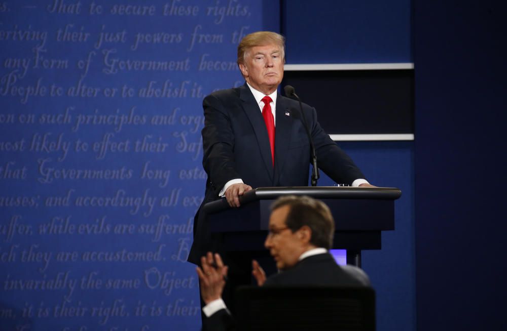 Hillary Clinton y Donald Trump se han enfrentado en el tercer y último debate de las elecciones en EEUU.
