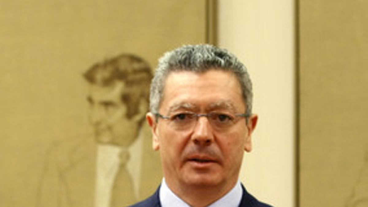 El ministro Alberto Ruiz Gallardón, durante la comisión de justicia en el Congreso.