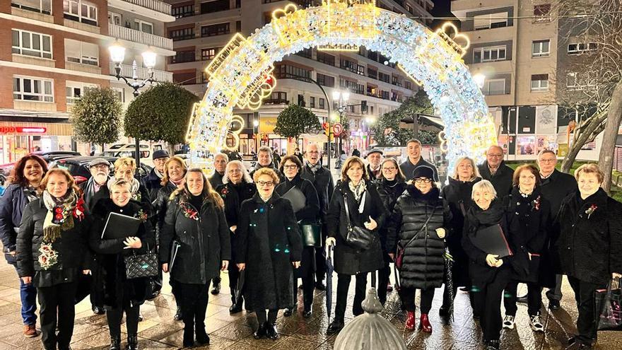 Música coral en el parque de la Fábrica de Gas por Navidad