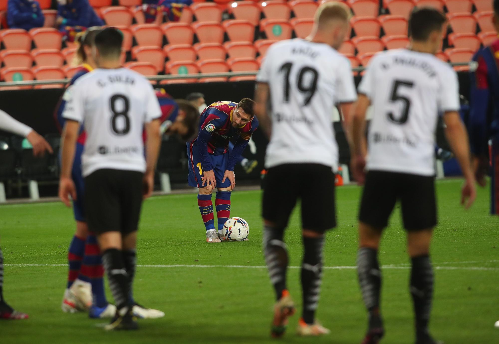 Todas las imágenes del partido entre el Valencia CF y el Barcelona