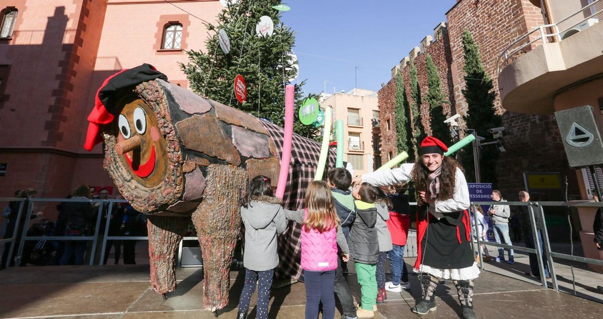 Viladecans prepara el Nadal amb diferents activitats Viladecans prepara el Nadal amb diferents activitats