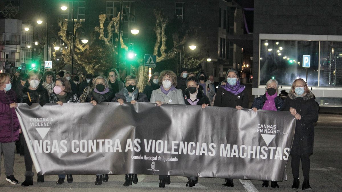 25N: Galicia salió a la calle vestida de morado