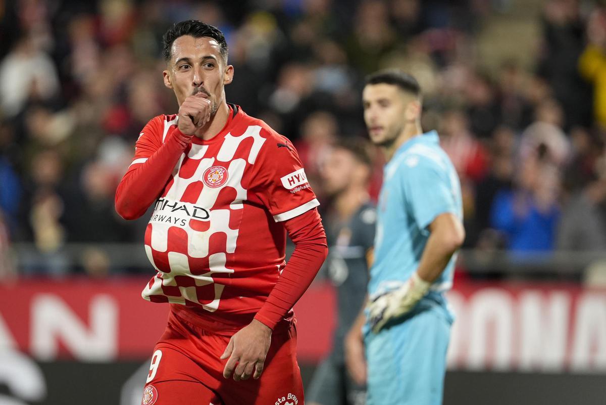 El Girona atropella al Espanyol al descanso (4-0)