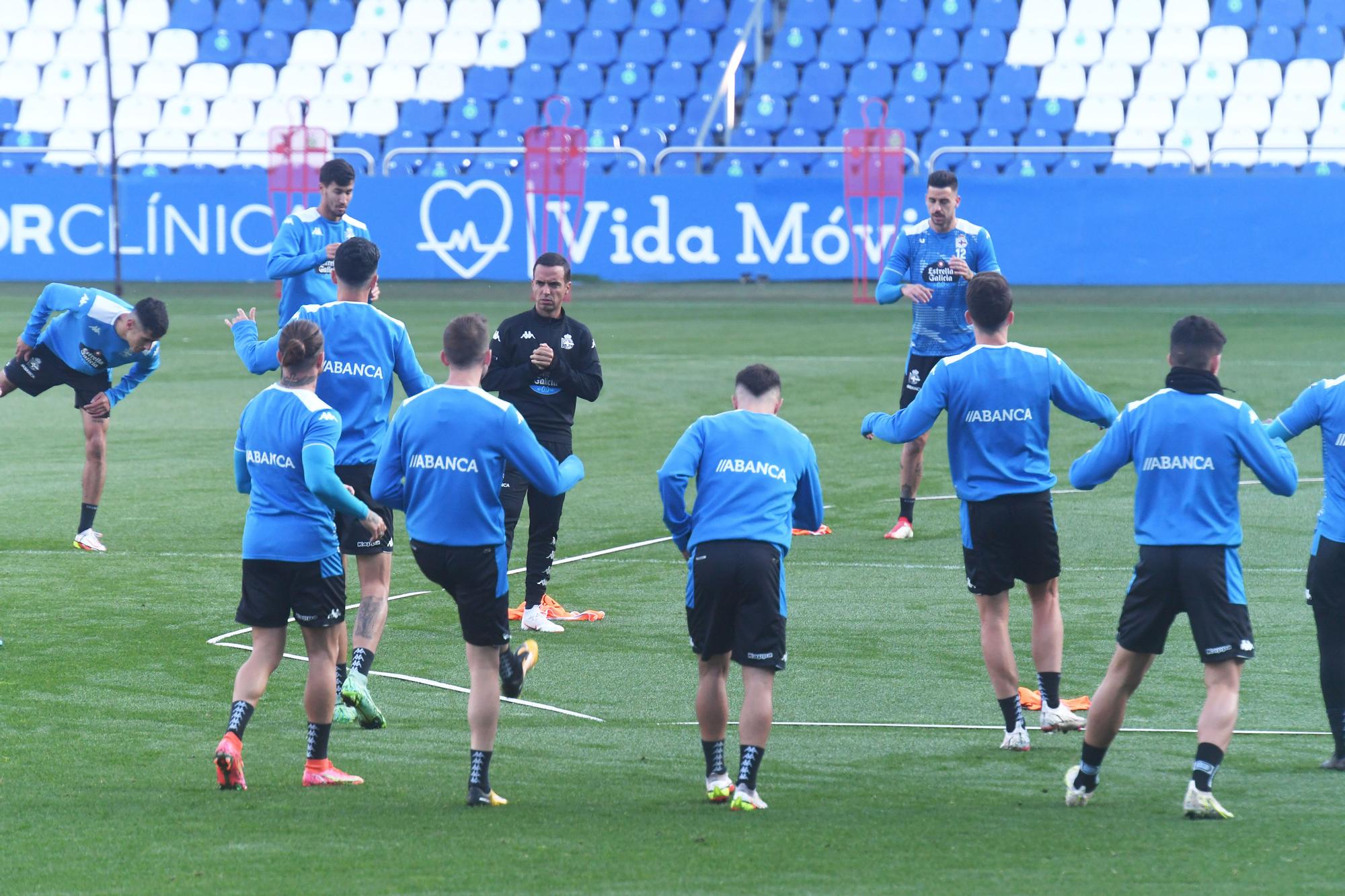 Entrenamiento del Dépor antes del partido fantasma ante el Extremadura