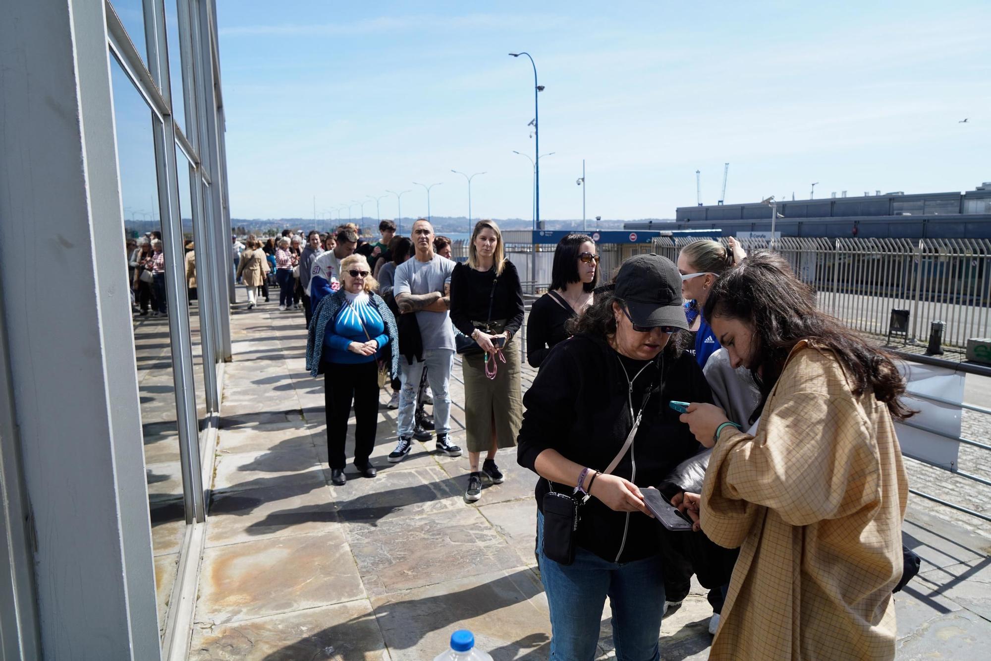 Moda 'vintage' en Palexco: Furor por la ropa de segunda mano en A Coruña