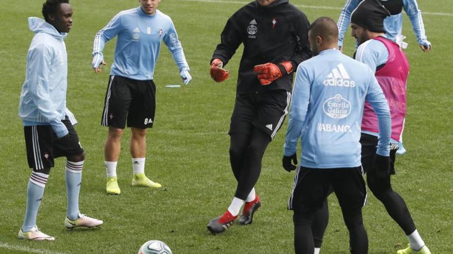 El Celta quiere despedir el año fuera del descenso