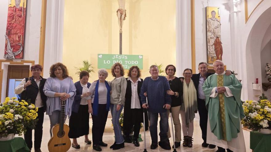 Las Margaritas rinde homenaje a su párroco.
