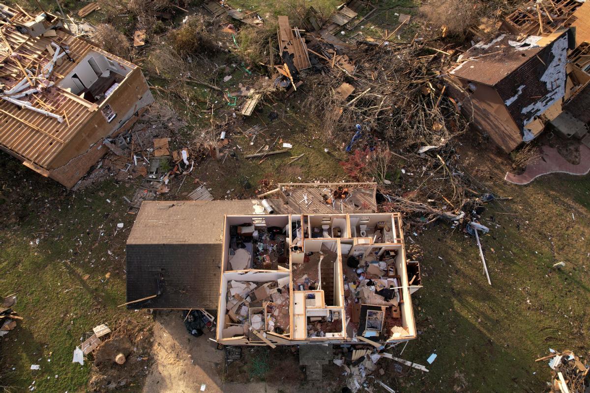 La oleada de tornados en Estados Unidos deja al menos 29 muertos