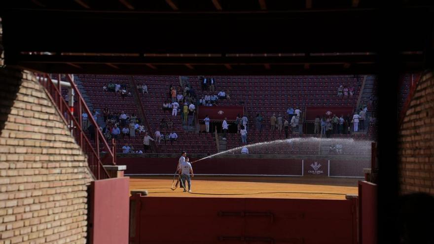 Toros en Los Califas de Córdoba por la Feria de Mayo, en directo: última hora de la corrida con Borja Jiménez, Víctor Hernández y Marco Pérez