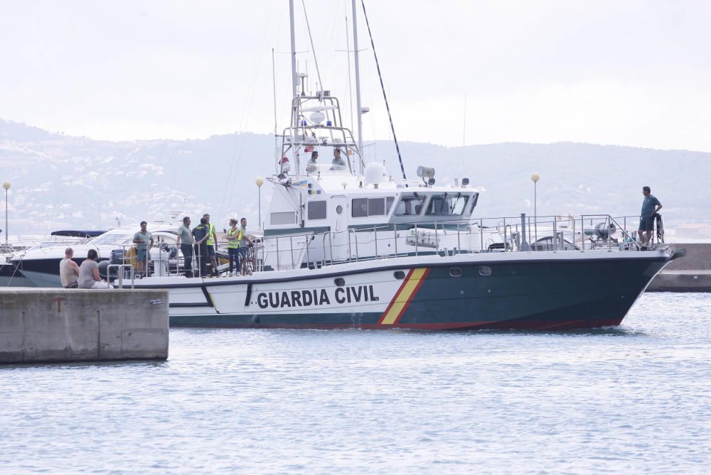 Dispositiu de recerca i rescat dels submarinistes atrapats a la cova dels Arquets el 2014