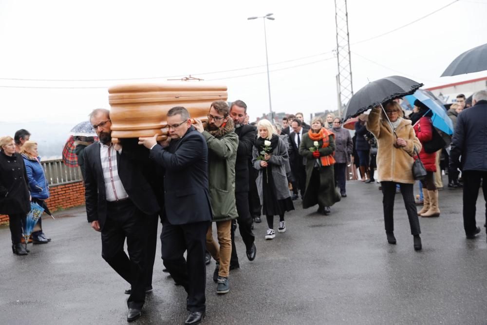 Funeral de Aurelia Díaz, una de las fallecidas en el incendio de El Berrón