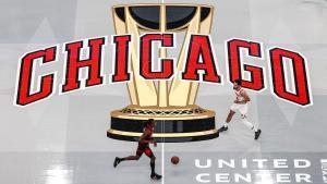 La pista de los Bulls en el primer partido de la NBA Cup